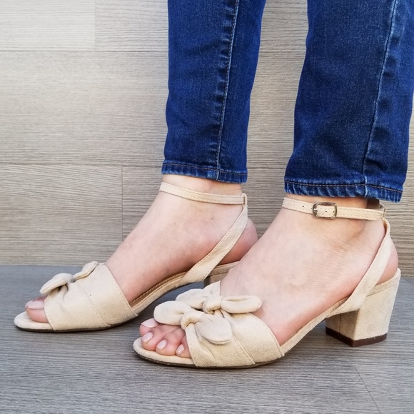 Nude Bow Design Low Block Heel Spring Shoes - Picture 3 of 8